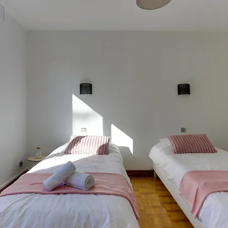 Arthur - Appt Pour 6 Avec Jardin Partage Apartment Bruz
